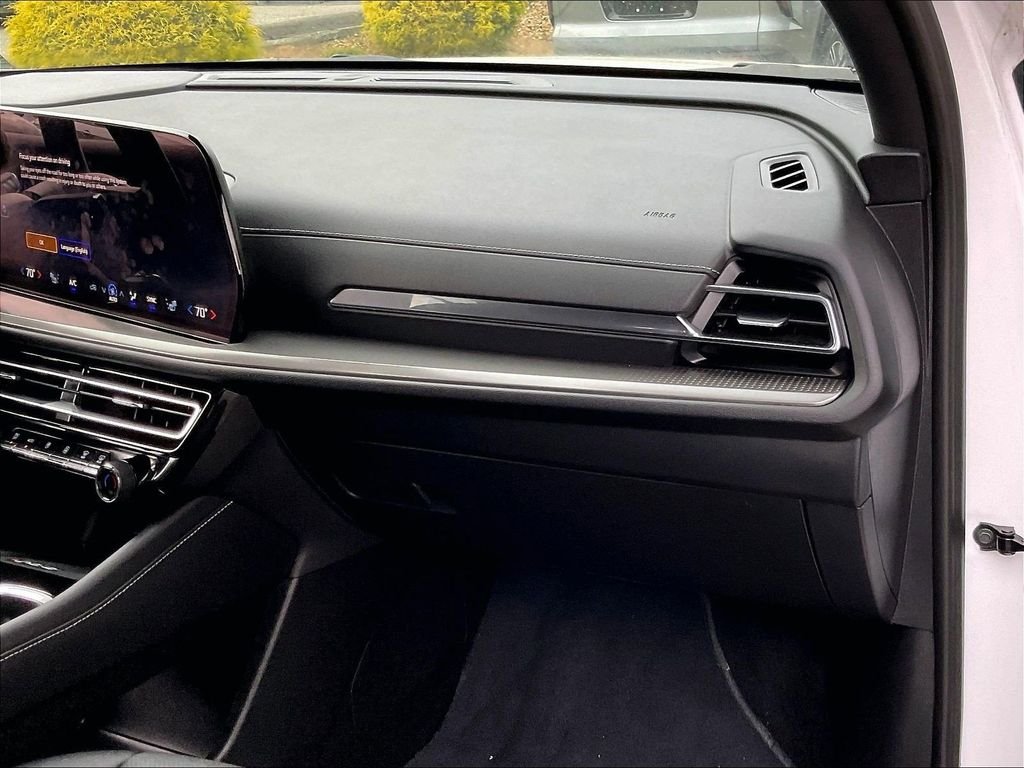 Used 2026 White Chevrolet LT image 13