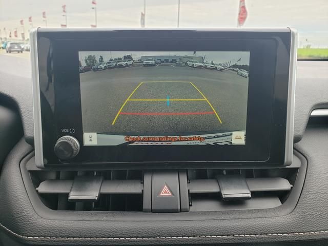 Used 2025 White Toyota XLE image 20