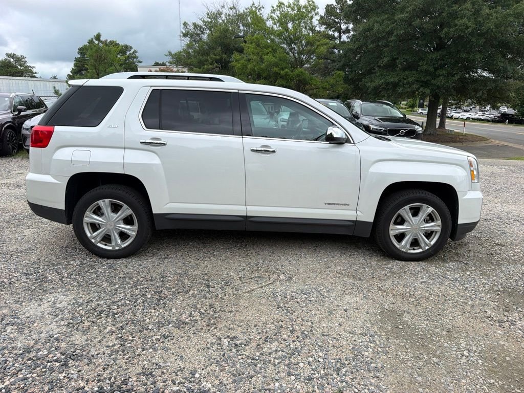 Used 2017 White GMC SLT image 3