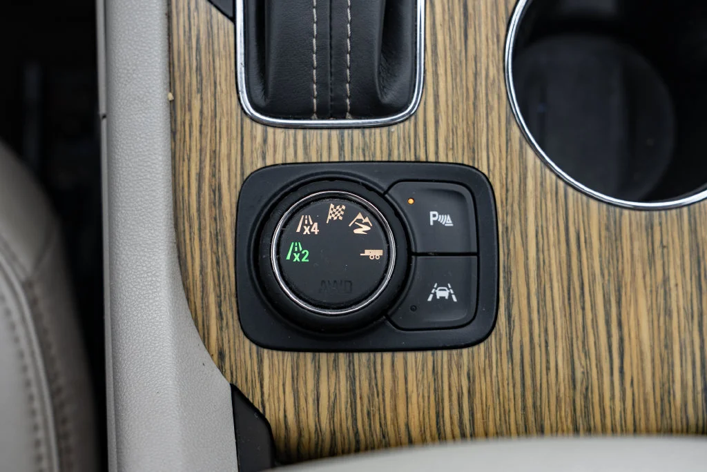 Used 2017 MINERAL METALLIC GMC Denali image 22