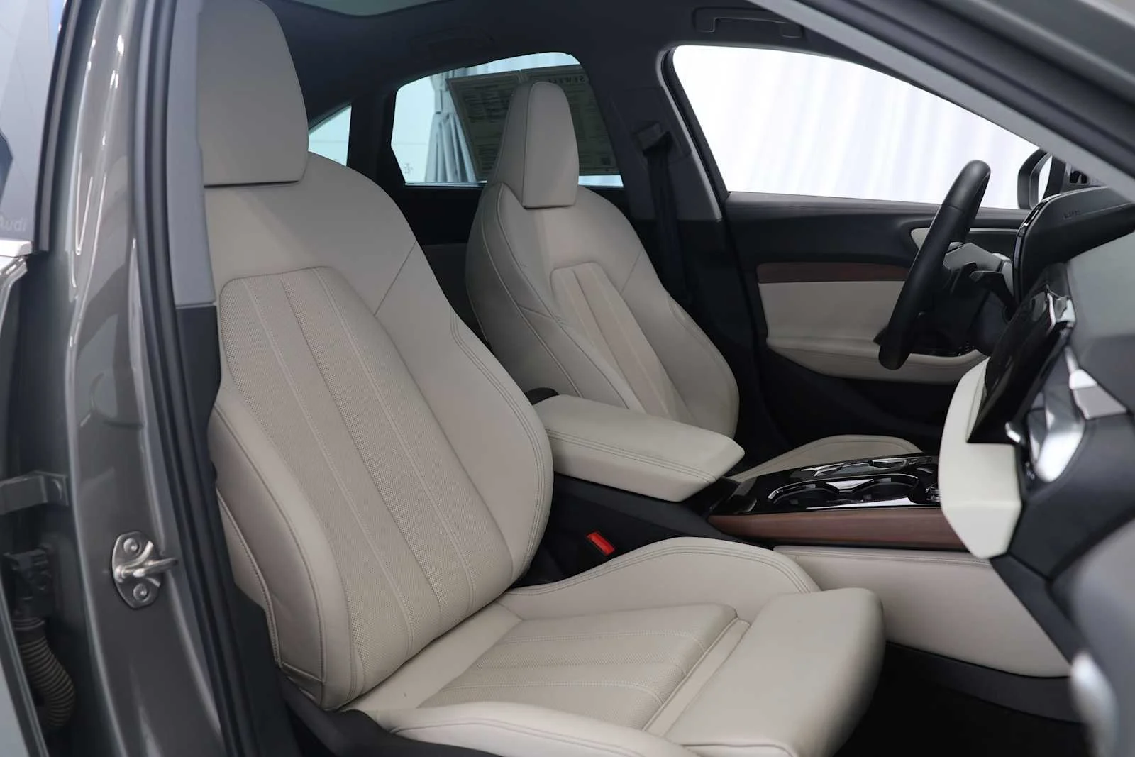 Used 2025 Chronos Gray Metallic Audi Premium Plus image 17