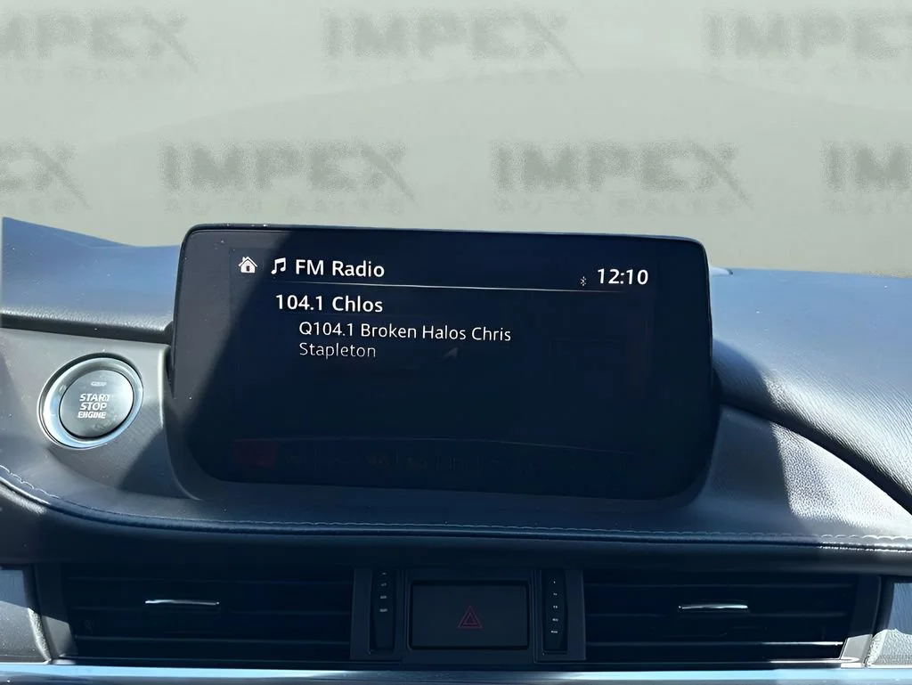 Used 2018  Mazda Grand Touring image 17