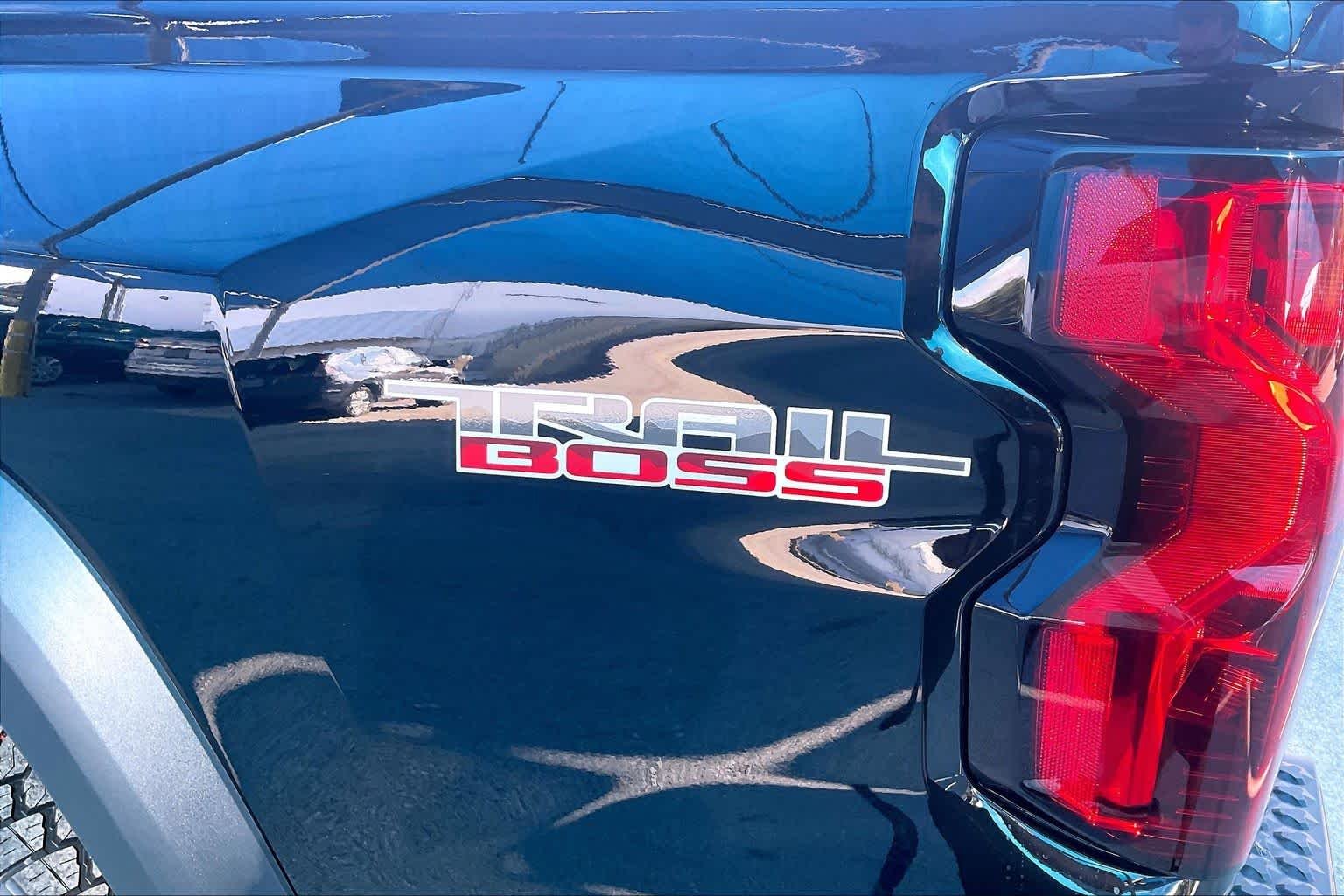 2026 Chevrolet Colorado Trail Boss - Photo 15