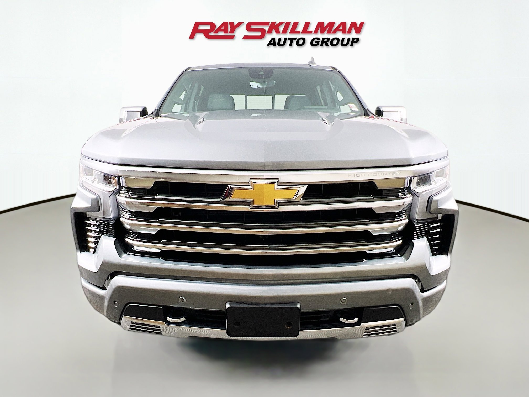 Used 2025 Sterling Gray Metallic Chevrolet HIGH COUNTRY image 2