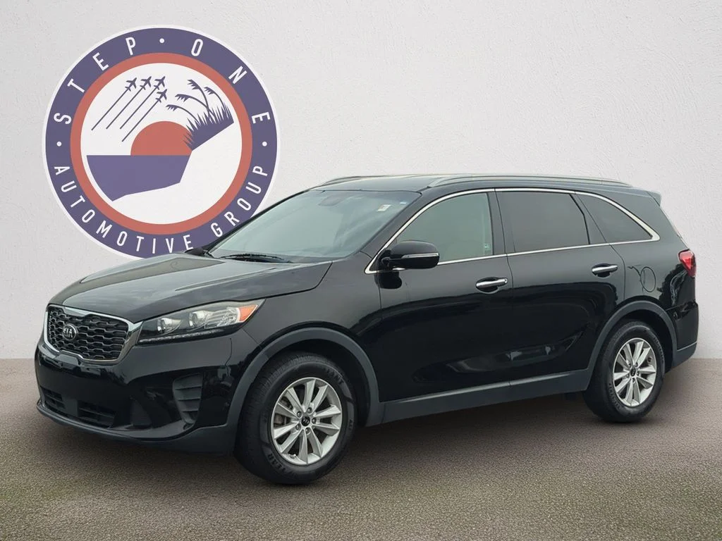 Used 2020 Black Kia LX image 2