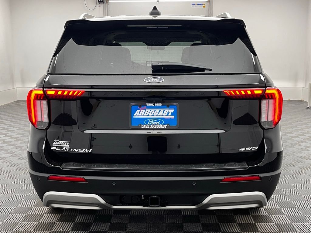 New 2026 Black Ford Platinum image 11