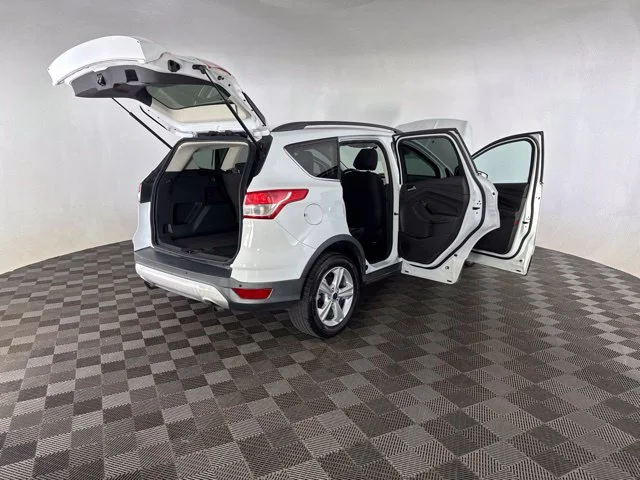 Used 2015 White Ford SE image 14