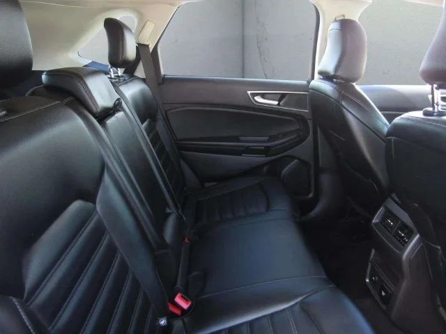 Used 2024 Gray Metallic Ford SEL image 10
