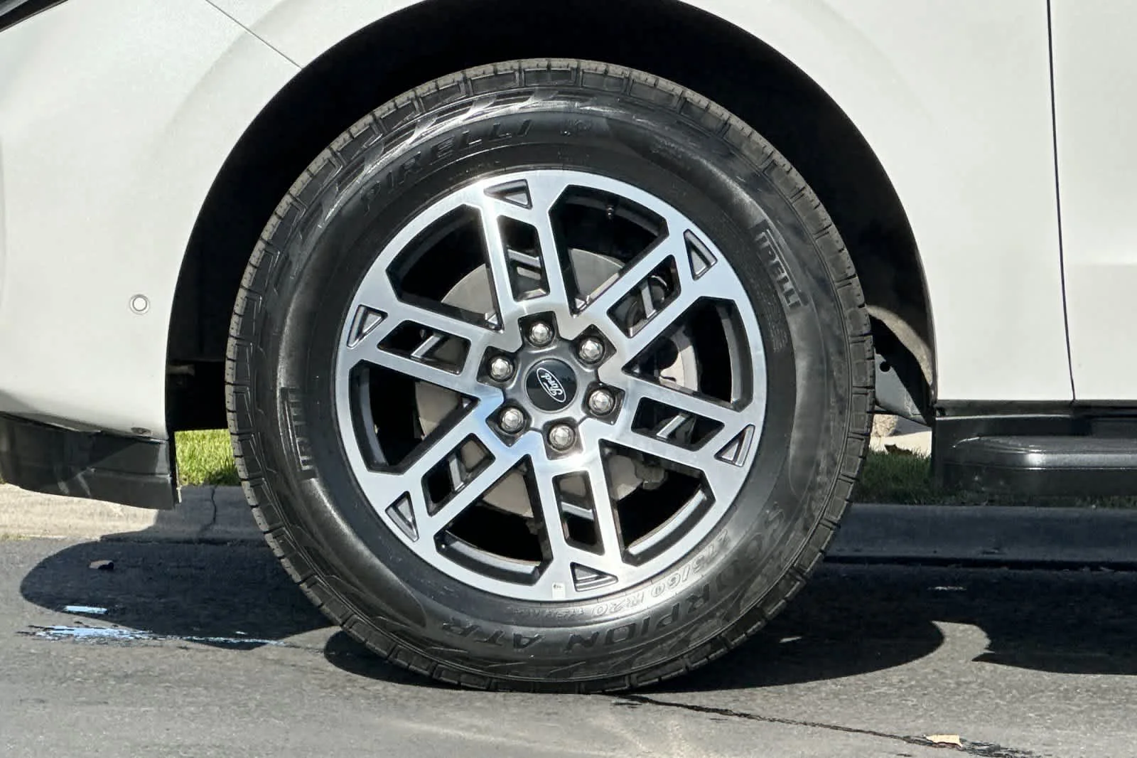 Certified Used 2025 Star White Ford Active image 28