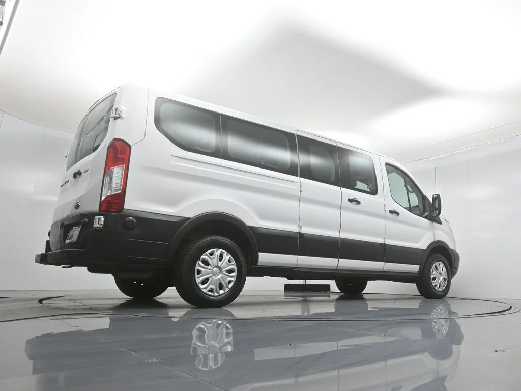 Used 2019 White Ford XLT image 49