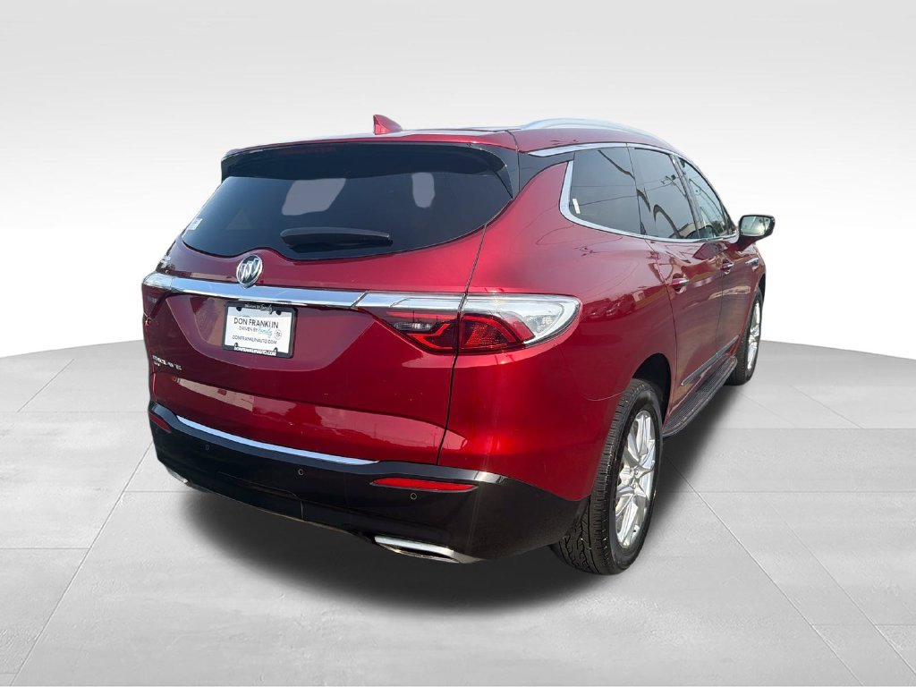 Used 2023 Red Buick Essence image 25