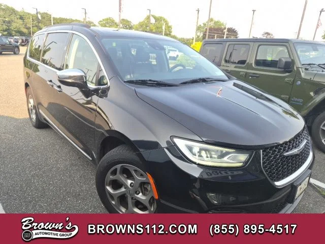 Used 2023 Black Chrysler Limited image 1