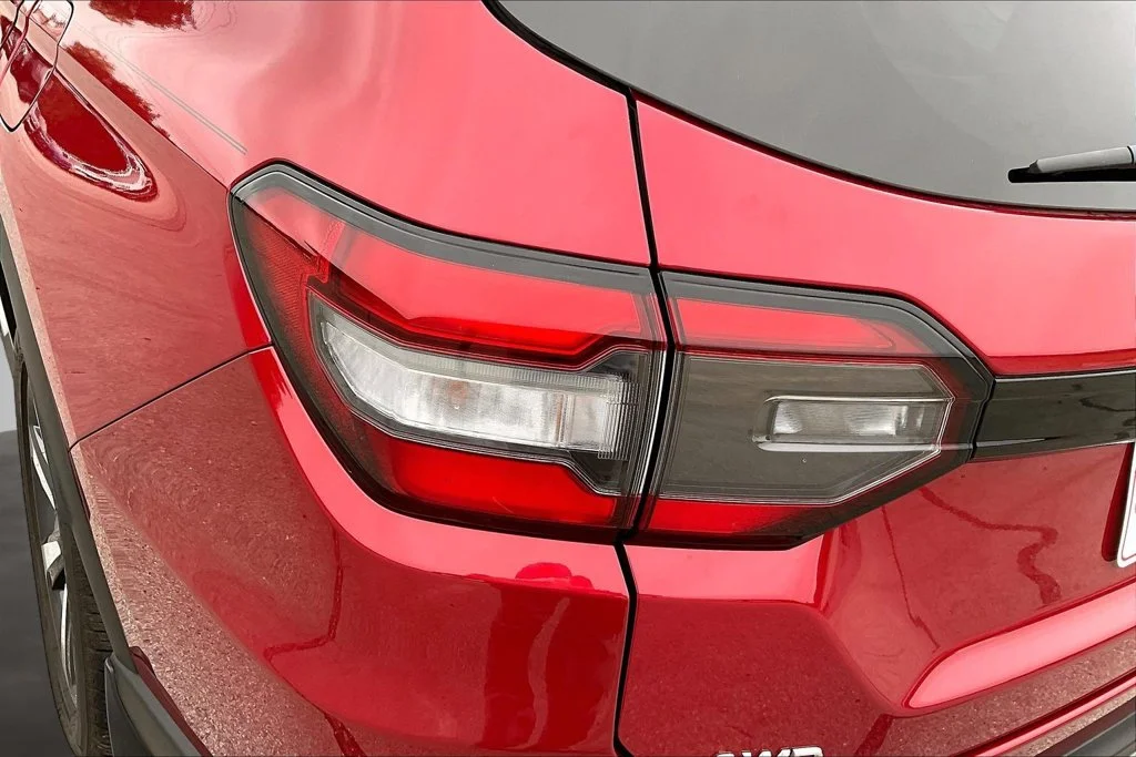 Used 2025 Red Honda Touring image 22
