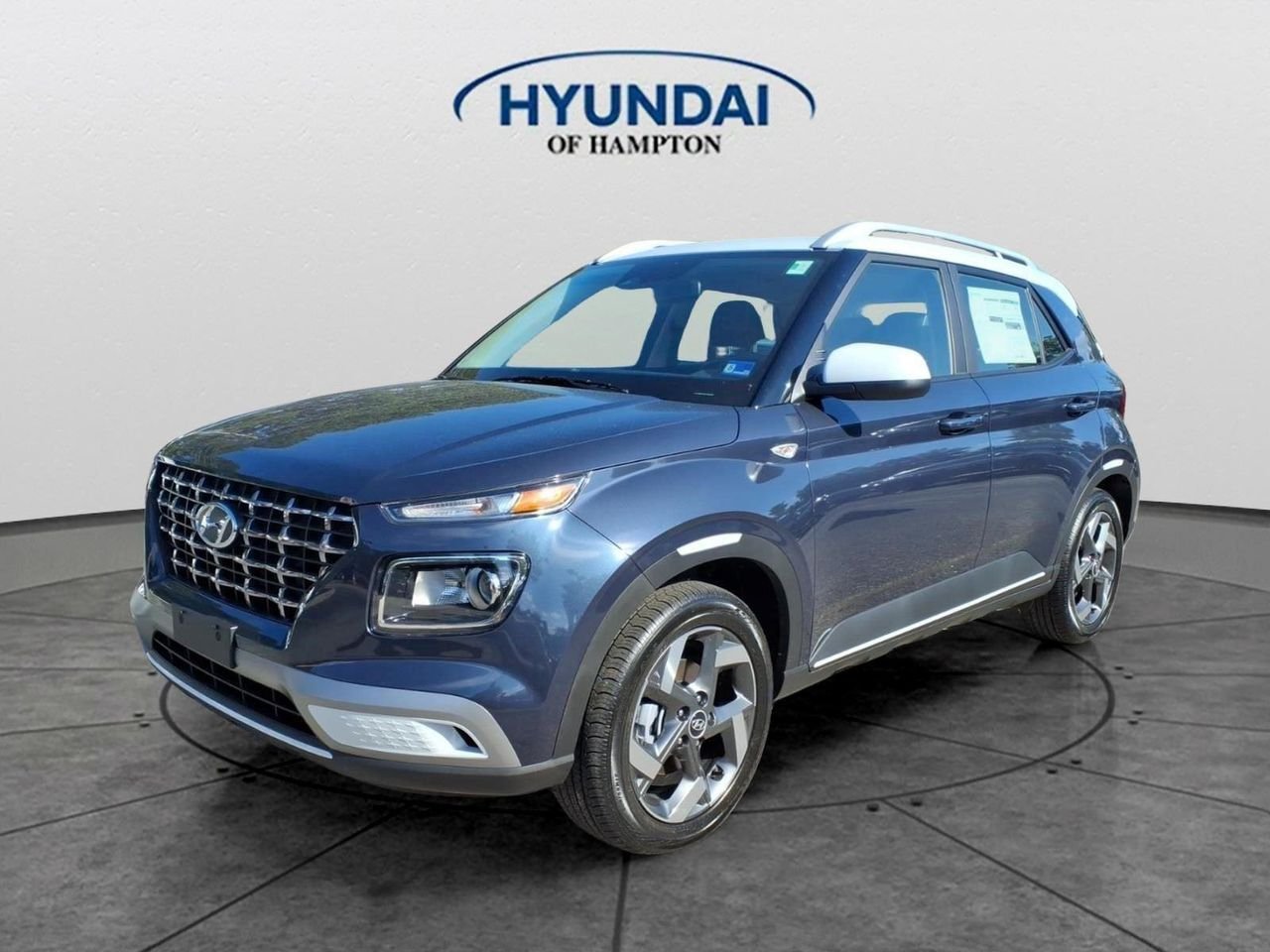2026 Hyundai Venue SEL w/ 2-Tone Roof IVT's photo