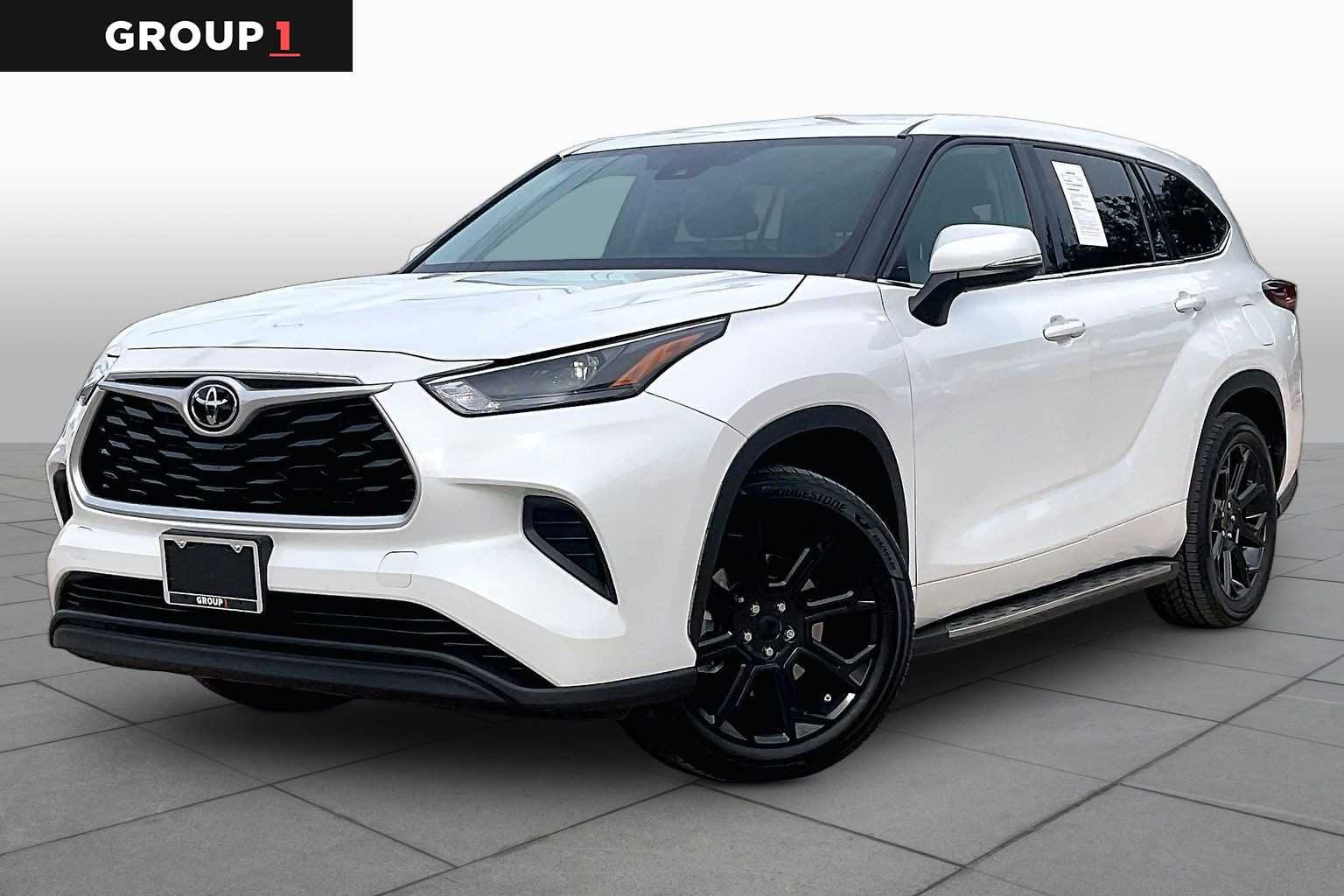 2022 Toyota Highlander L - Photo 1