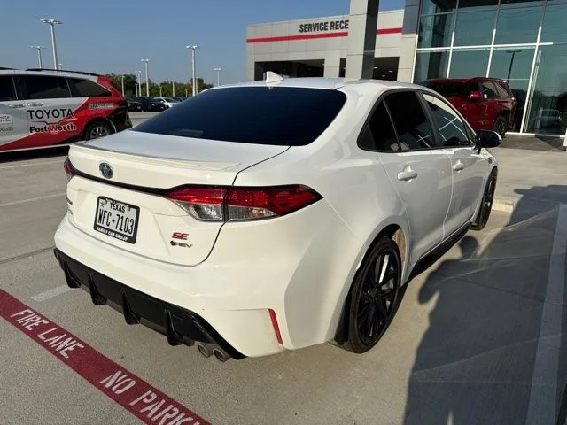 Used 2025 White Toyota LE image 4