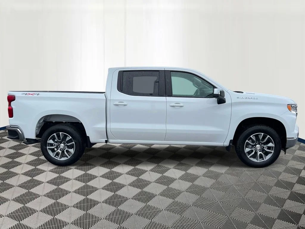 Used 2026 Summit White Chevrolet LT (2FL) image 6