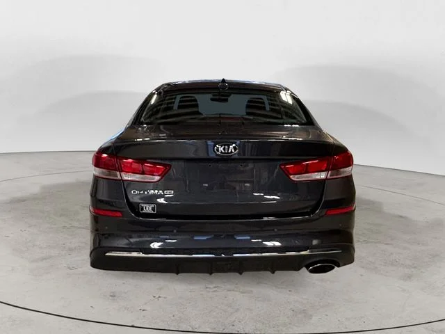 Used 2019 Platinum Graphite Kia LX image 4