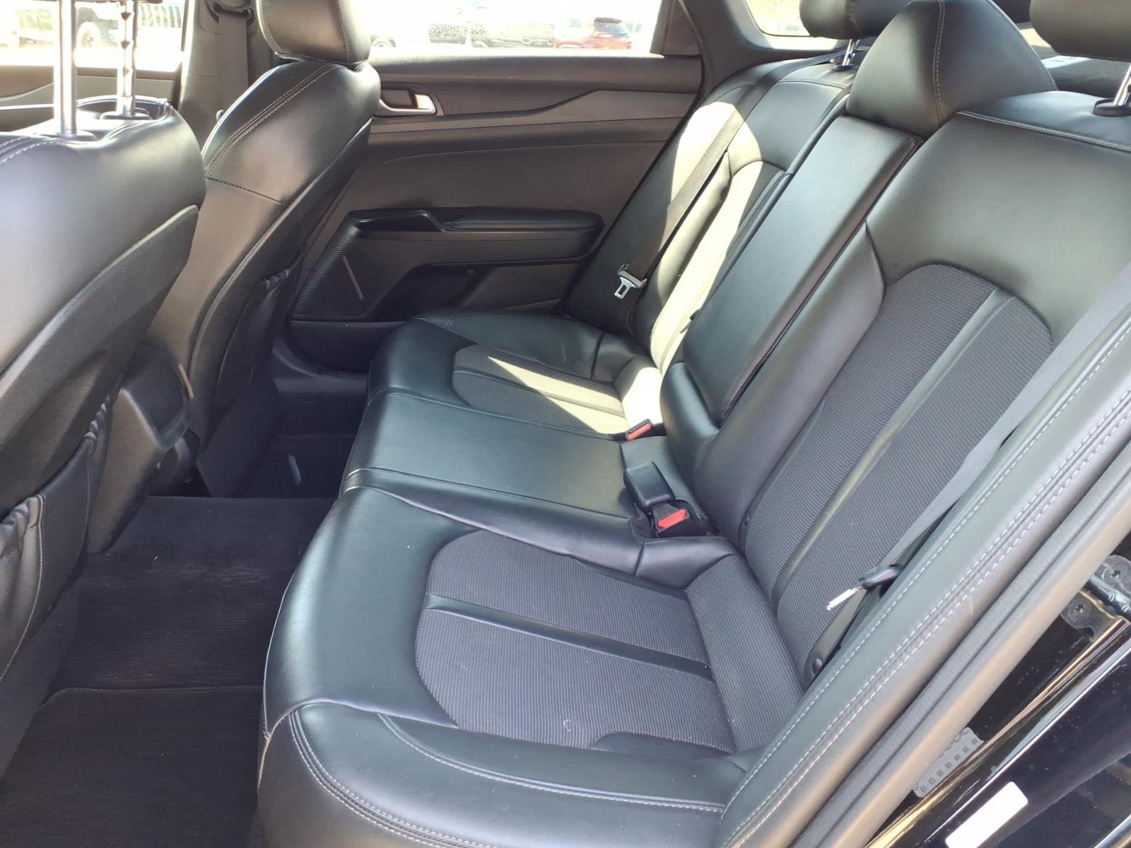 Used 2022 Black Kia GT-Line image 19