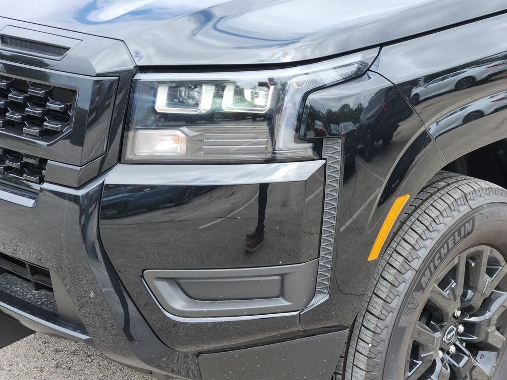 New 2026 Super Black Nissan Crew Cab SV image 8