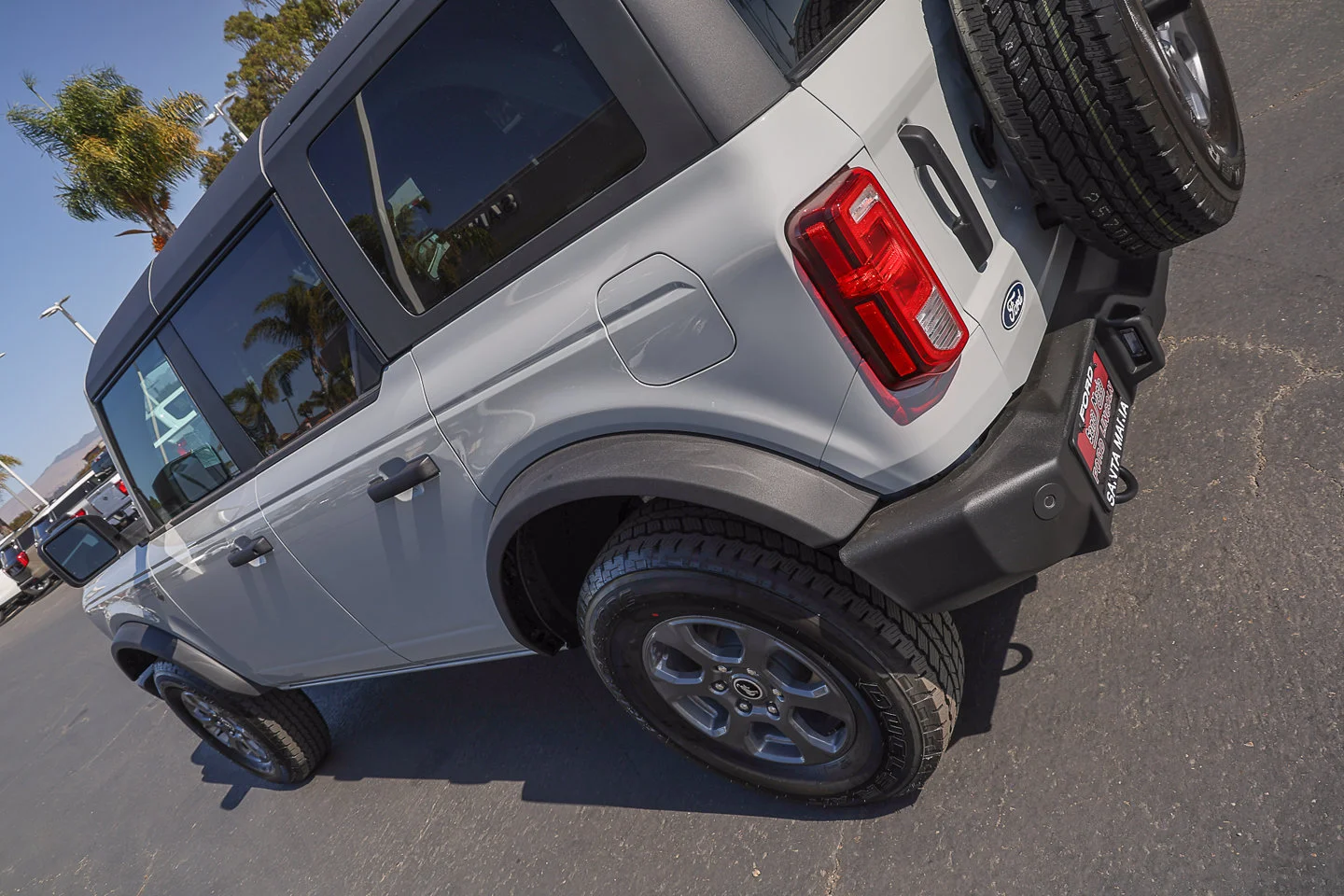 New 2026 Avalanche Gray Ford Big Bend® image 8