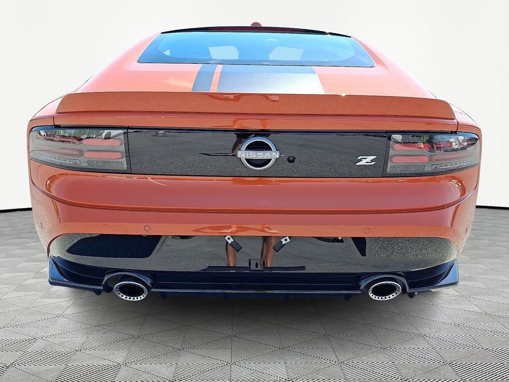 Used 2024 Orange Nissan Performance image 6