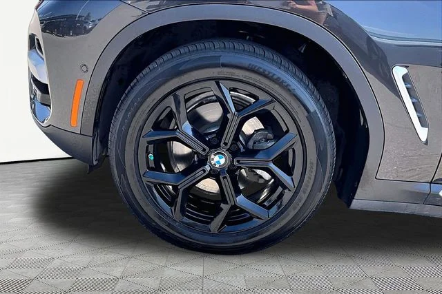 Used 2020 Gray BMW xDrive30i image 8