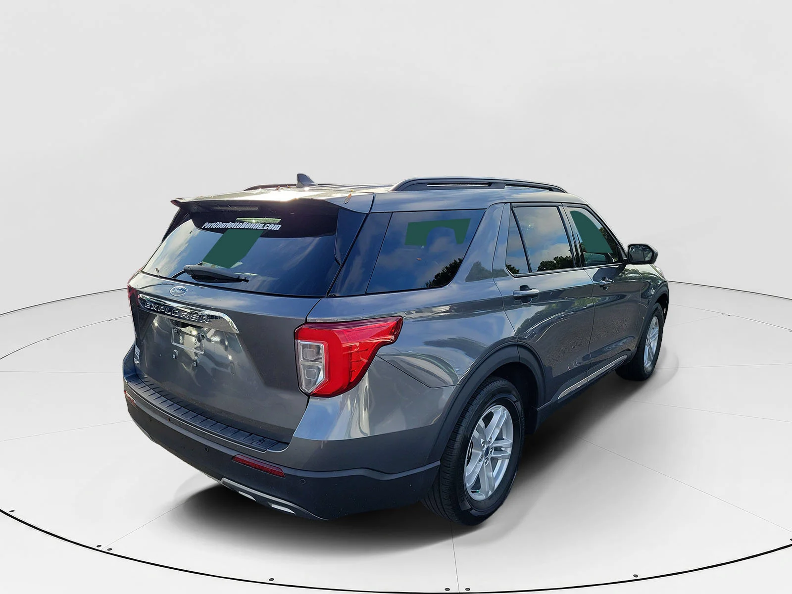 Used 2024 Gray Metallic Ford XLT image 34