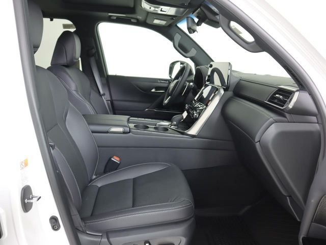 2026 Lexus LX 700h Luxury - Photo 13