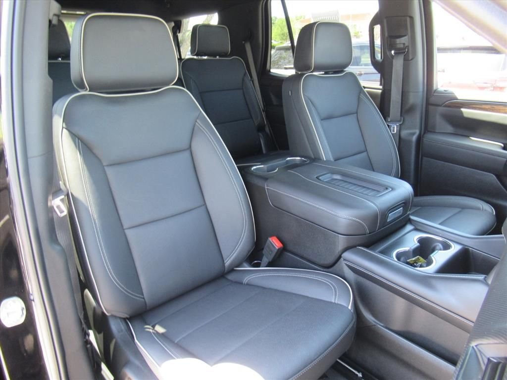 Used 2024 Black Chevrolet Premier image 7