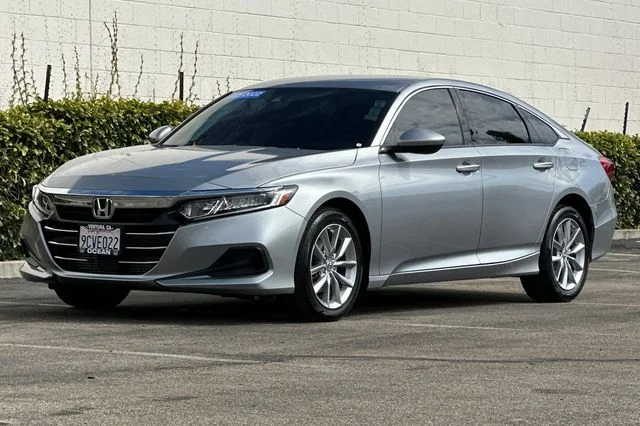 Certified Used 2022 Lunar Silver Metallic Honda LX image 8