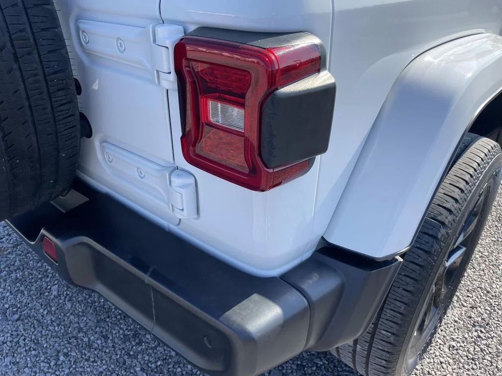 Used 2021 White Jeep Unlimited Sahara 4xe image 23