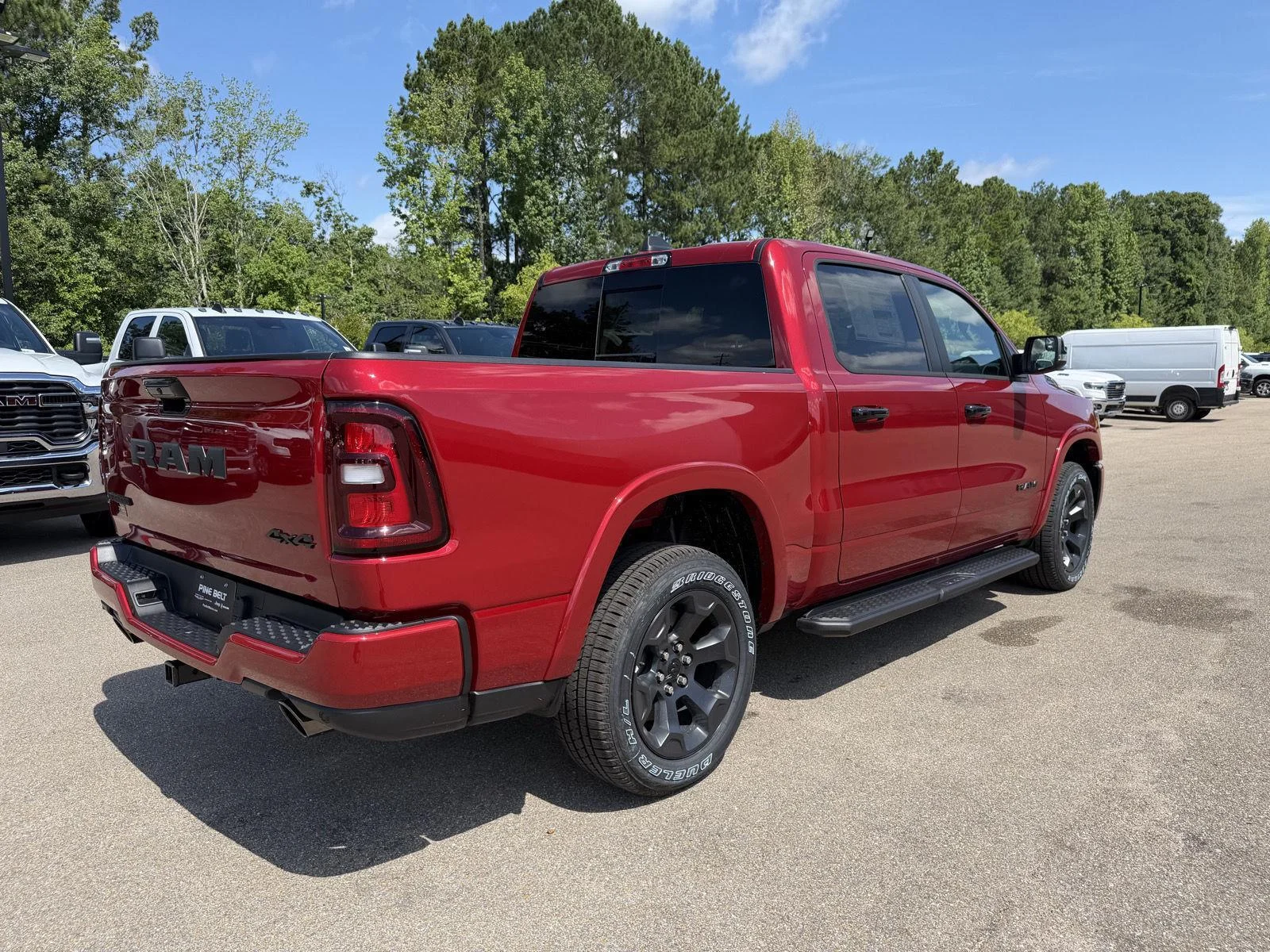 New 2026 Molten Red Pearl-Coat Exterior Paint RAM Big Horn image 6