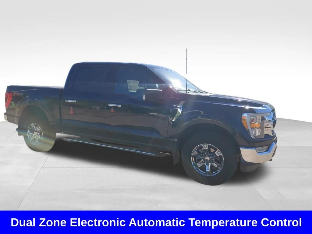 Used 2023 Blue Ford XLT image 11