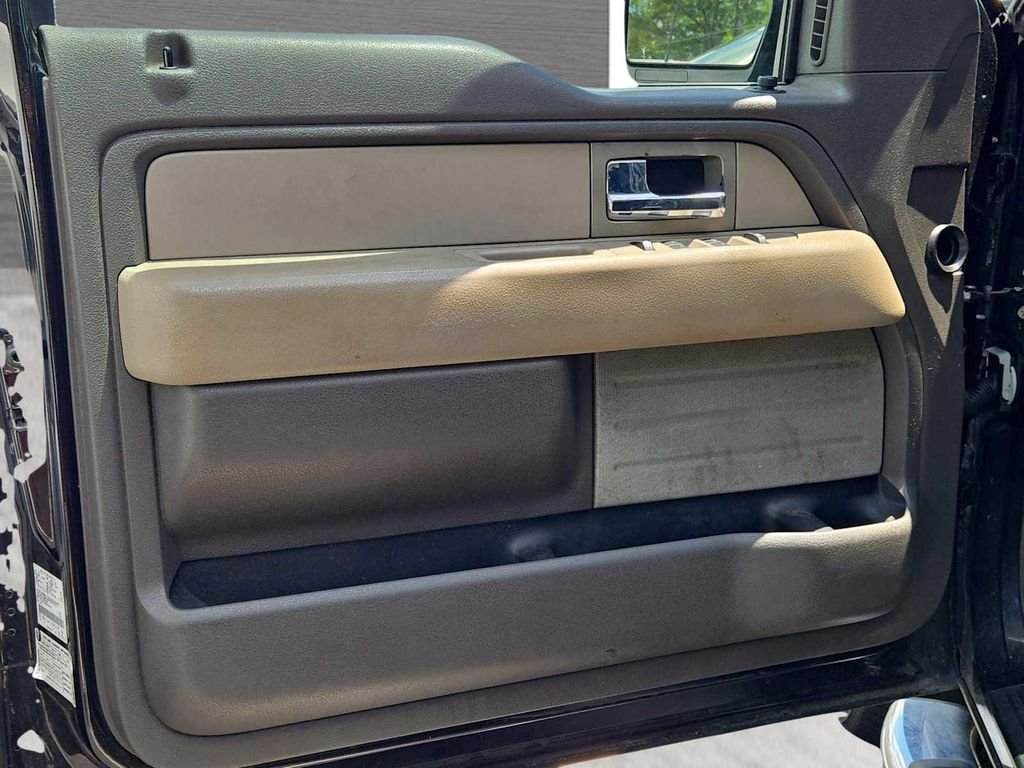 Used 2010 Black Ford XLT image 10
