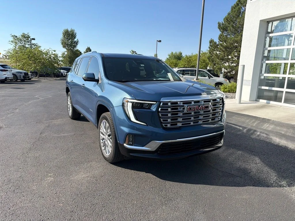 Used 2024 Blue GMC Denali image 7