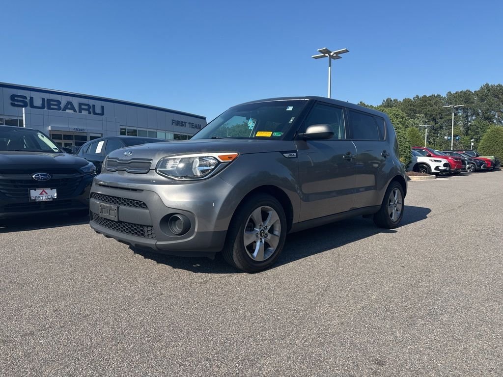 2017 Kia Soul 1.6L Base 6 A/T's photo