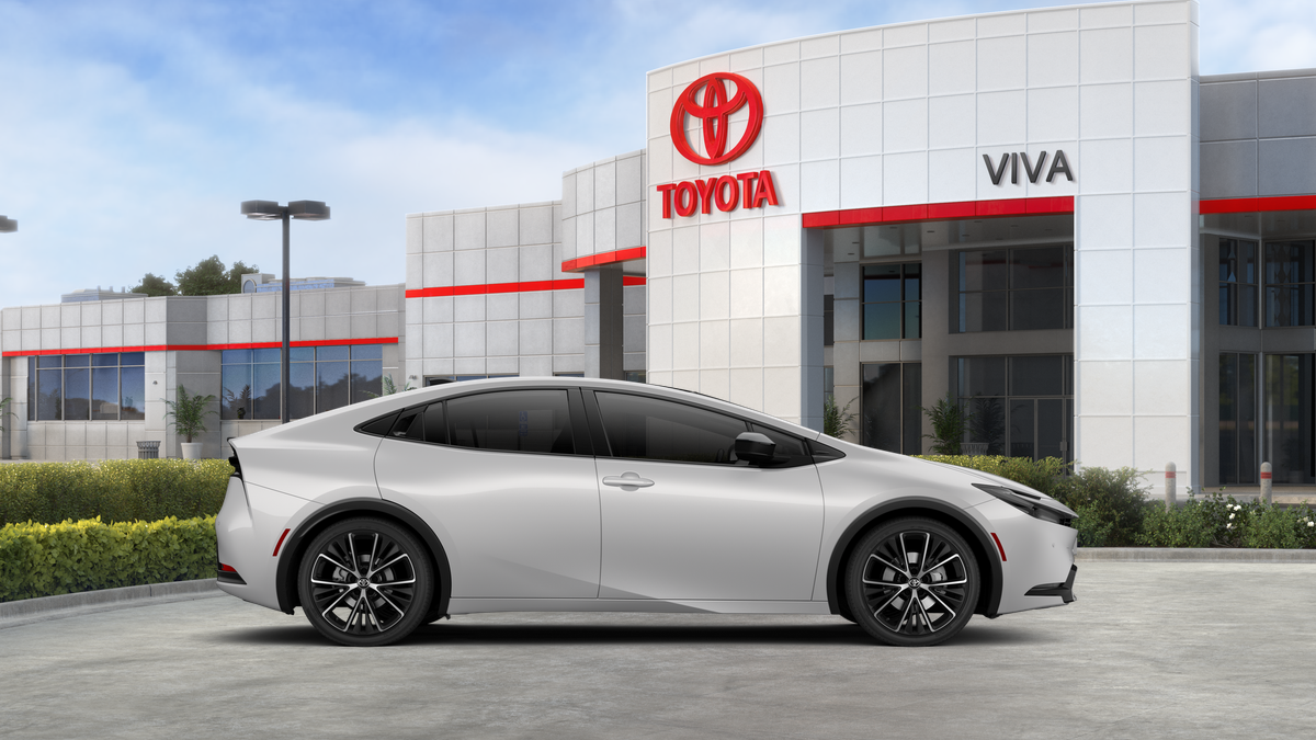 New 2026 Cutting Edge Toyota XLE image 12