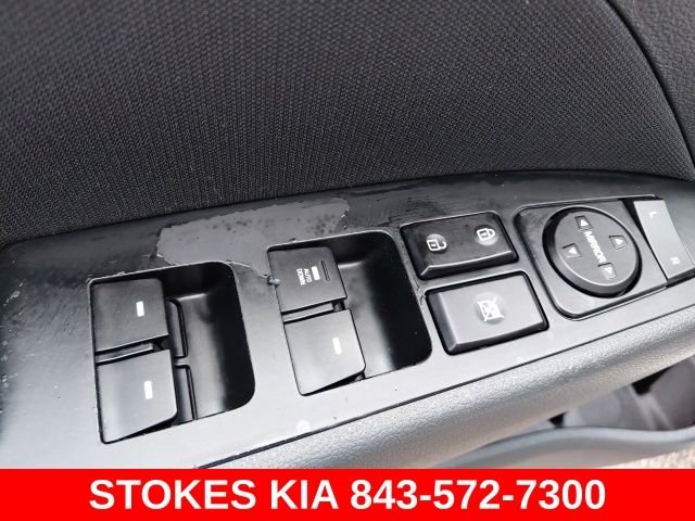 Used 2019 Silver Hyundai SEL image 18