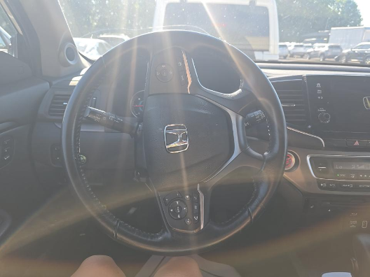Used 2019 White Diamond Pearl Honda EX-L image 7