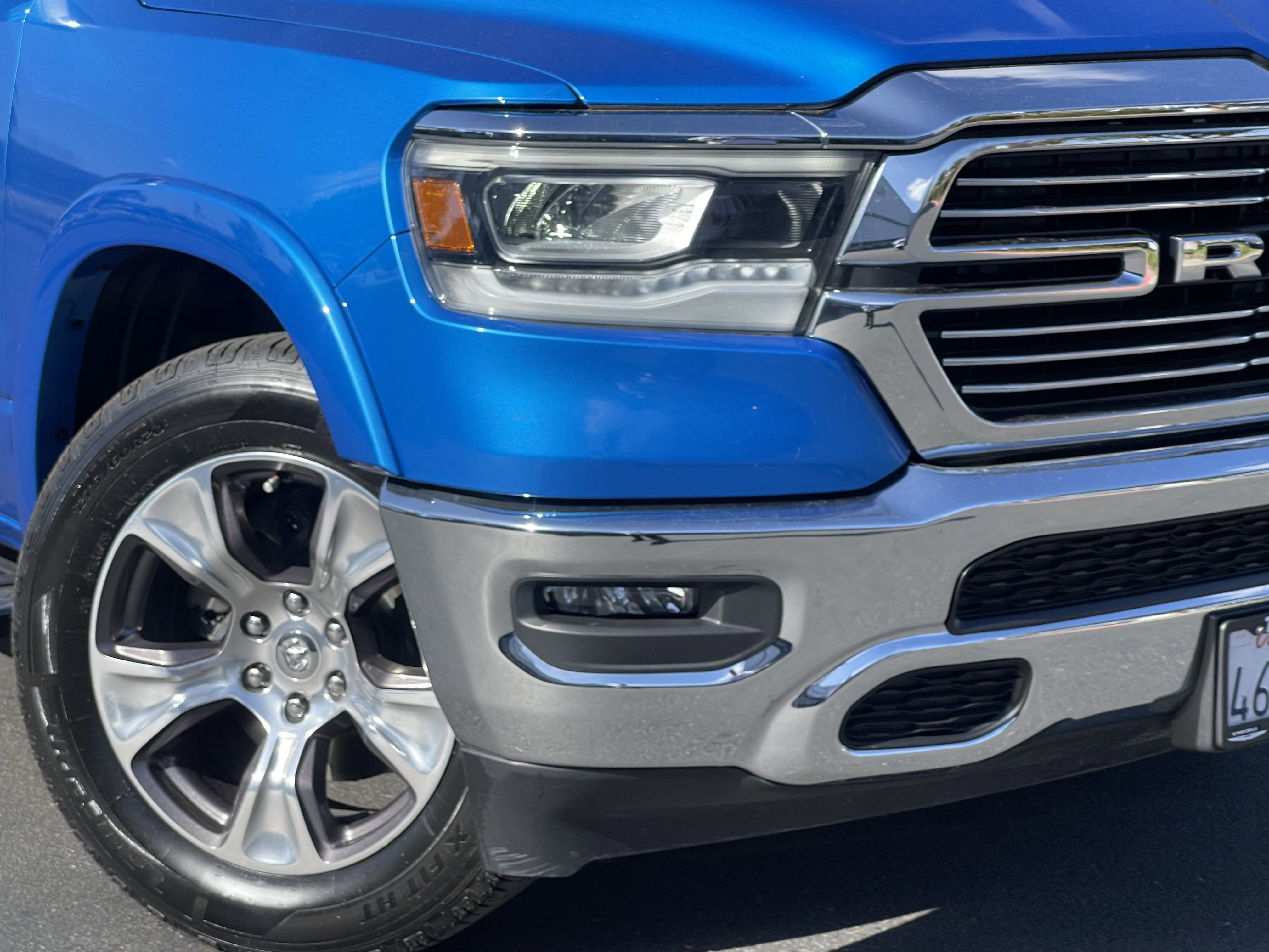 View vehicle photo 3