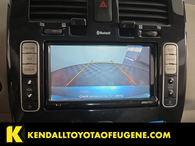 Used 2011 Blue Nissan SL image 14