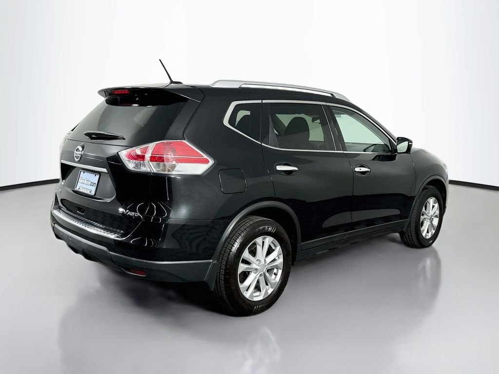 Used 2016 Magnetic Black Nissan SV image 8