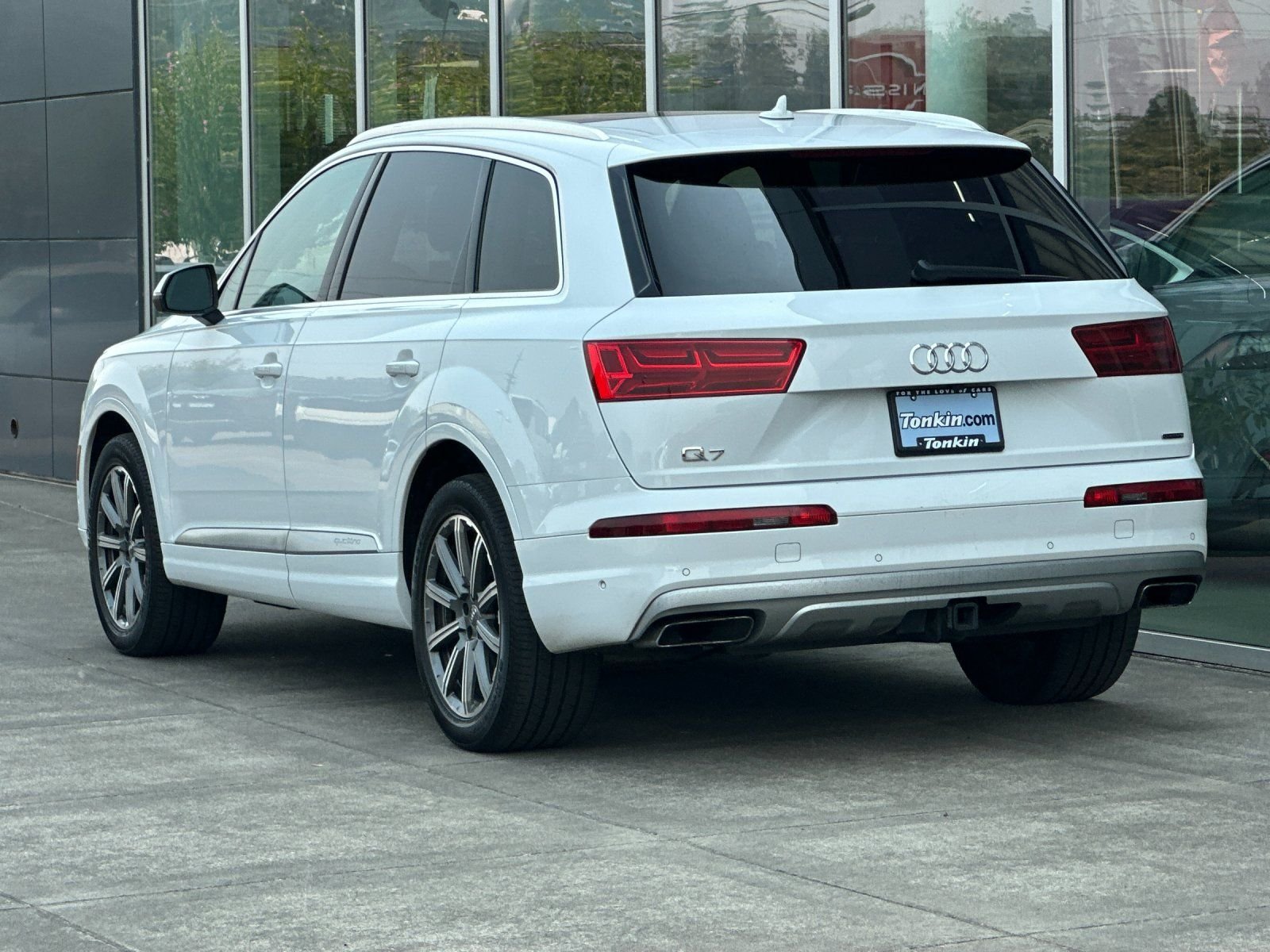 Used 2019 Glacier White Audi 55 Prestige image 5
