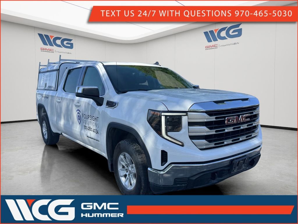 2022 GMC Sierra 4WD Crew Cab Short Box SLE's photo