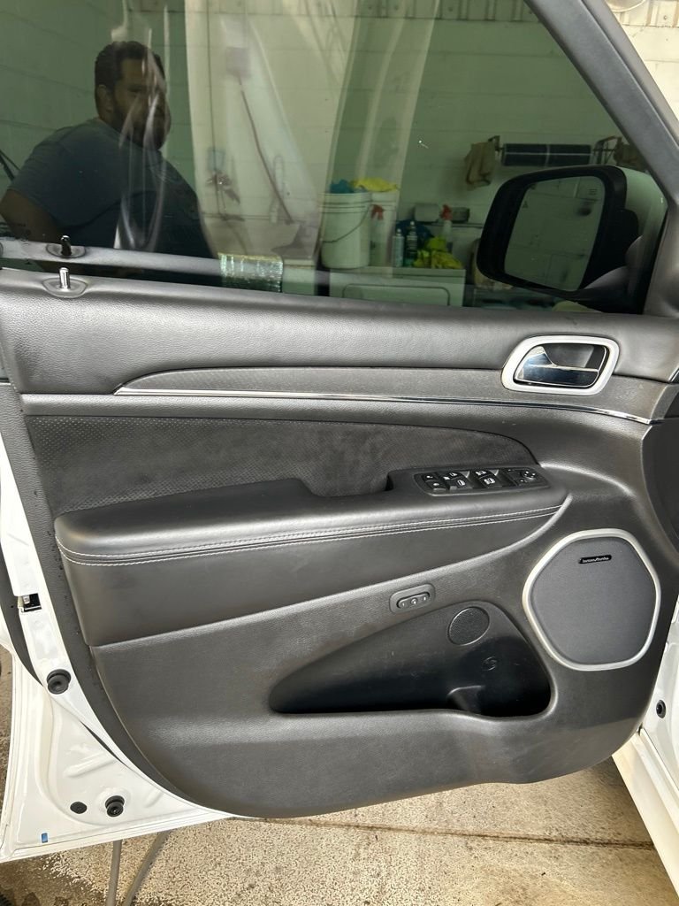 Used 2018 White Jeep SRT image 30