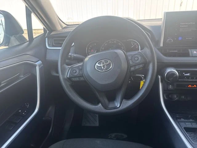 Used 2025 White Toyota LE image 13