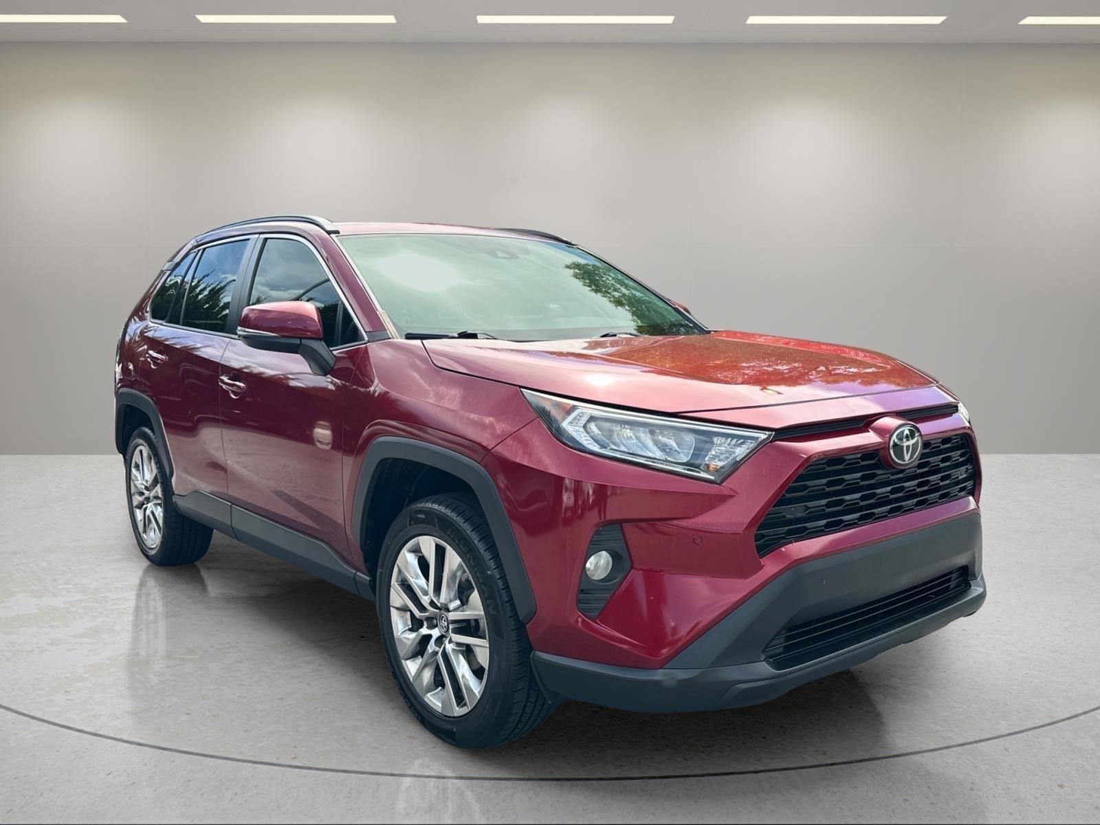 2019 Toyota RAV4 XLE Premium - Photo 8