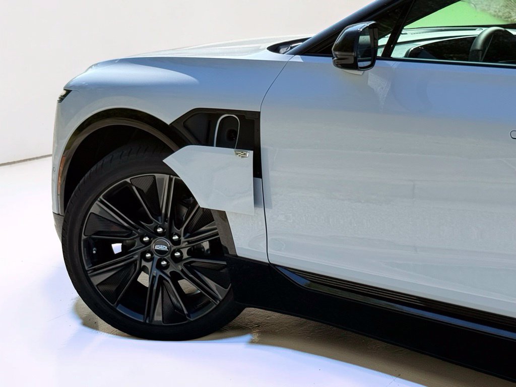 2027 Cadillac LYRIQ Signature Sport - Photo 9
