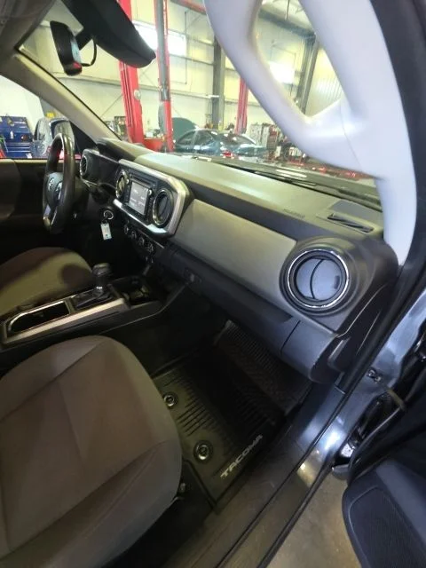 Used 2019 Gray Toyota SR5 image 20